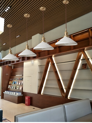 Nordic White Ceramic Brass Pendant Lights  Restaurant Bedroom Bedside Modern pleated light（WH-AP-426）