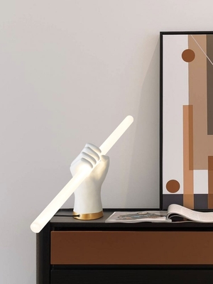 Modern Minimalist Wall Lighting Handshake Sculpture Bedroom Bedside Fist Hand Long Wall Light(WH-OR-249)