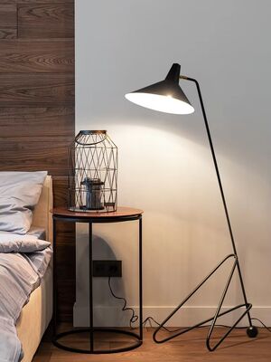 Living Room Standing Lamp Bedroom Bedside Denmark Tradition Tripod Floor (WH-VFL-41)