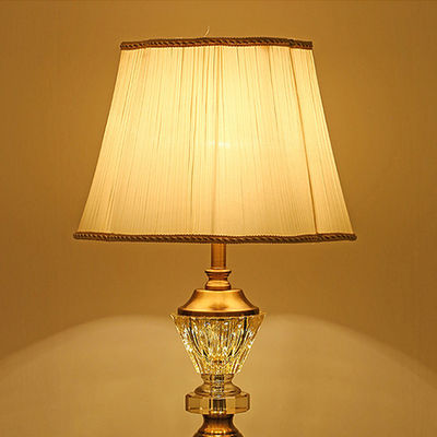 Crystal table lamp wedding hotel bedroom bedside light modern bedside modern crystal table lamp(WH-MTB-30)