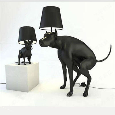 Contemporary dog floor lamp resin black dog animal scandinavian floor lamp(WH-VFL-15)