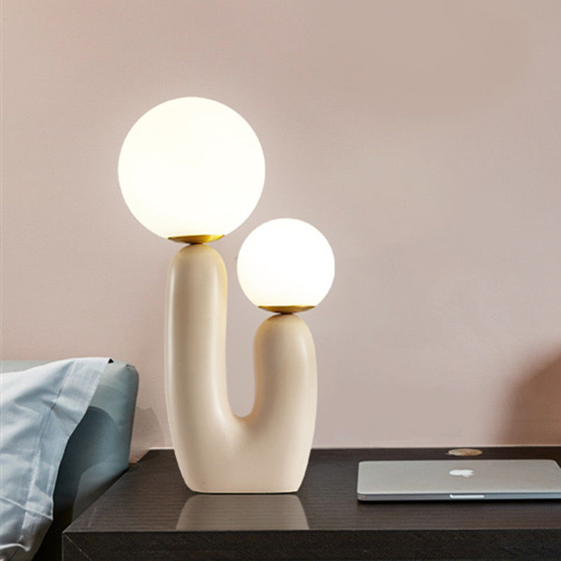 Post-modern Led Table Lamp Resin Glass Ball Table Lamps For Living Room Bedroom Table light(WH-MTB-09）