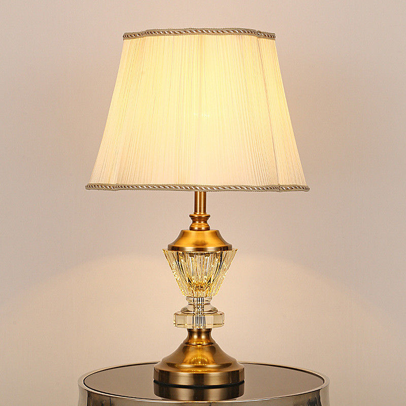 Crystal table lamp wedding hotel bedroom bedside light modern bedside modern crystal table lamp(WH-MTB-30)